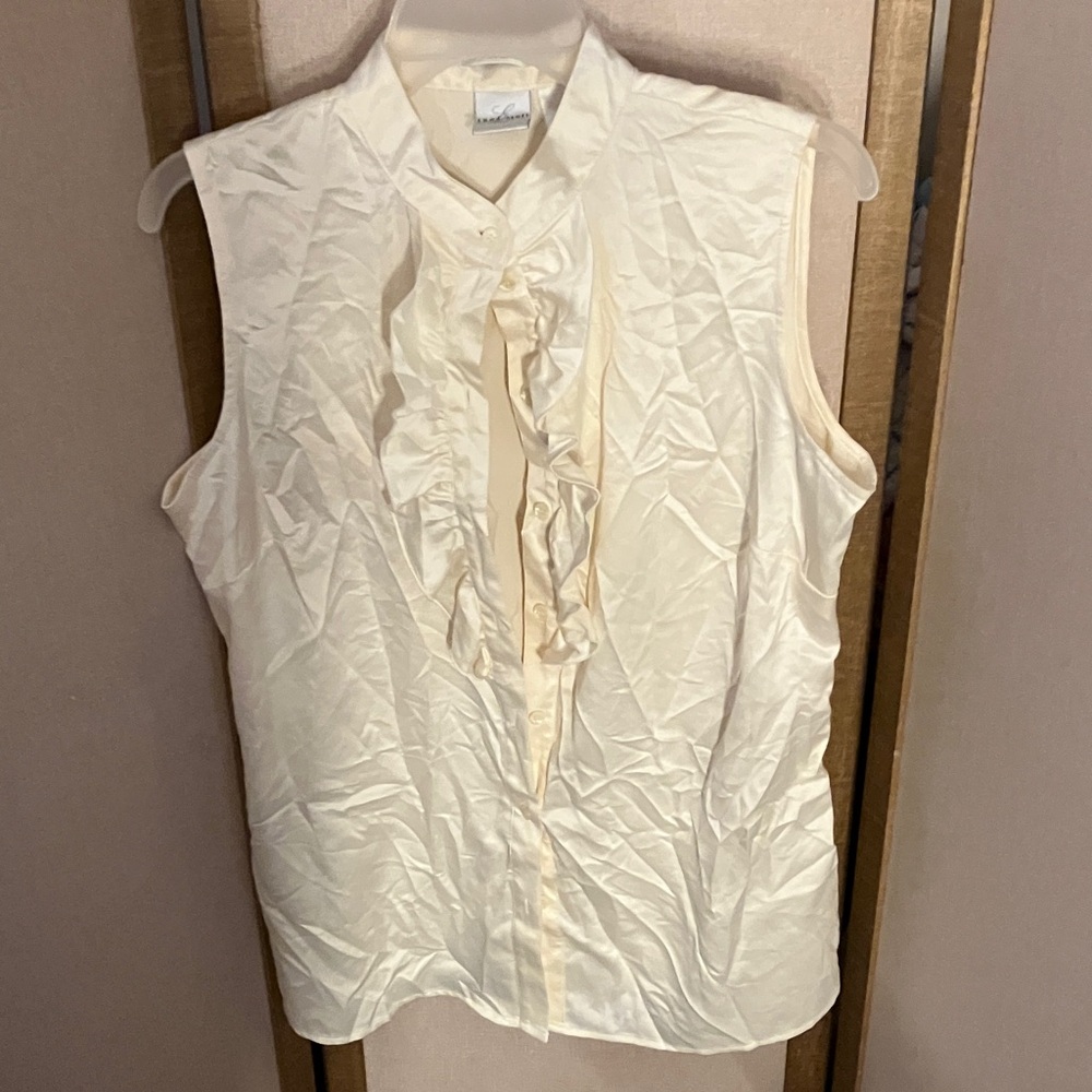 Emma James Ivory Satin Top 12